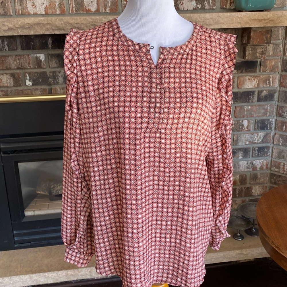 LOFT ruffle long sleeved blouse. Red, pink, black pattern. 4 buttons. Size US M.